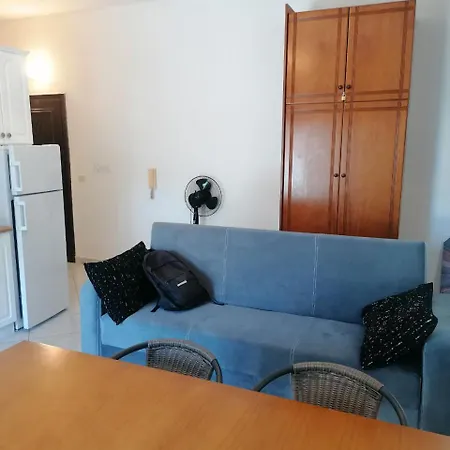 уютная на берегу адриатического моря * Durres